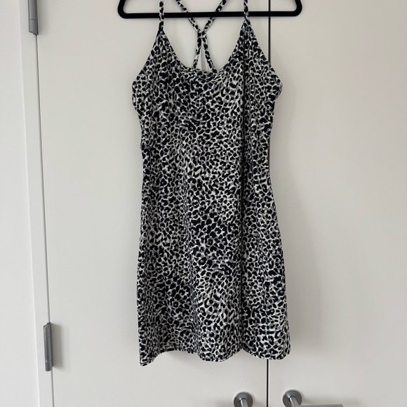 Outdoor Voices the exercise dress snow leopard - Picture 2 of 3